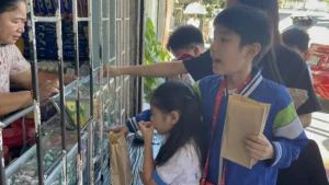 Preschool Learning about Philippine Money - Stella Maris Academy of Malolos